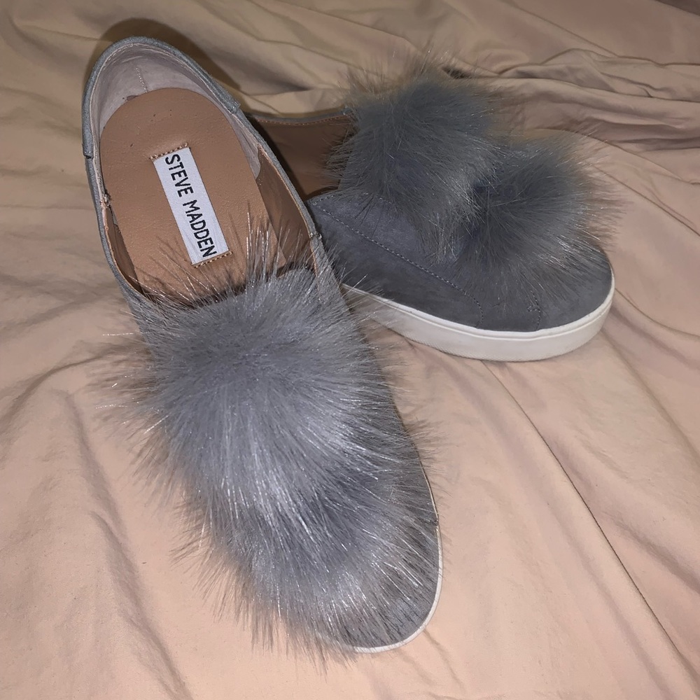 Steve Madden Pom Pom Sneakers